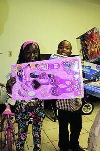 SoMi Fitness brings smiles to children as their annual Holiday Toy Drive