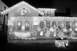 VM Kelley’s Annual Christmas Light Tour brightens the Way for Seniors