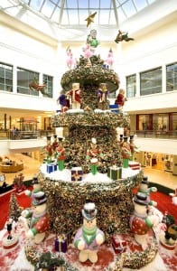 Aventura Mall ‘Illuminates’ The Holiday Season