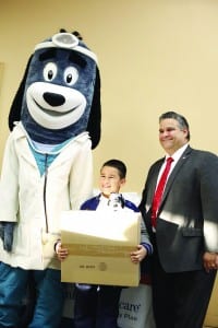 50 children receive laptops donated by UnitedHealthcare