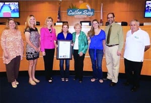 Cutler Bay Council presents proclamations to 2 residents