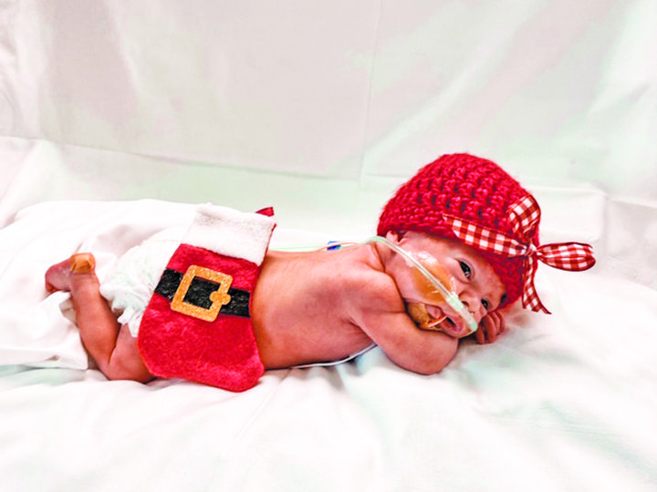 Kendall Regional nurse 'knows how it feels' to have a preemie baby during  holidays