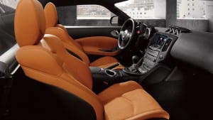 2015-Nissan-370Z-interior-side-view