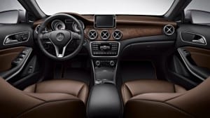 2015-GLA-CLASS-SUV-interior