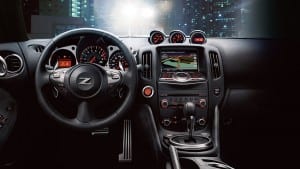 2015-Nissan-370Z-interior-dash-view