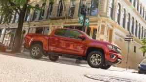 2015-Chevrolet-Colorado-side-view