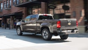 2015-Chevrolet-Colorado-rear