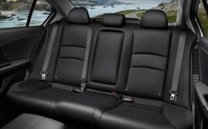 2015-honda-accord-hybrid-sedan-rear-seats