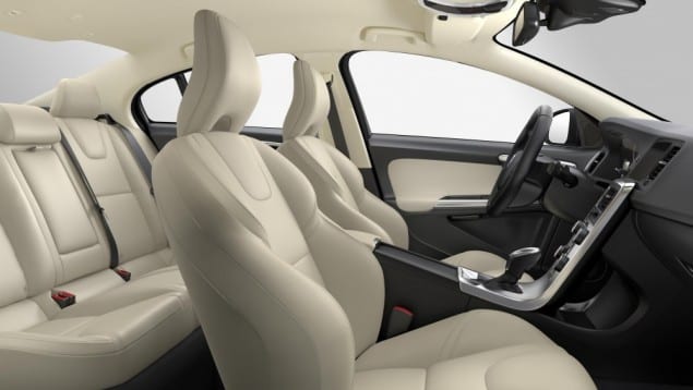 2015-volvo-s-60-interior-rows