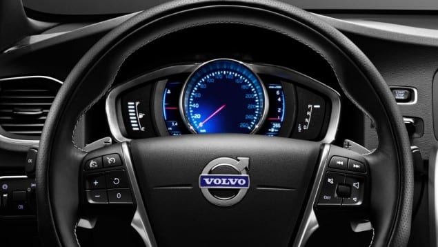 2015-volvo-s-60-interior-dash