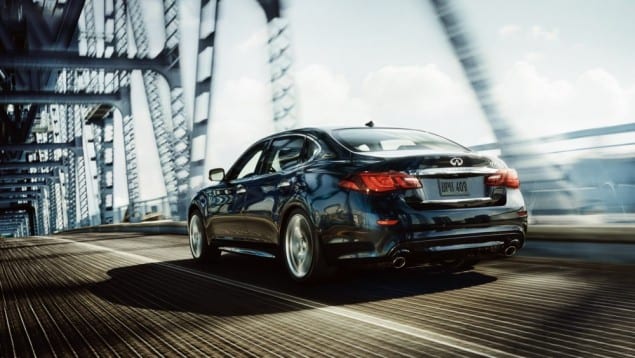 2015 Infiniti Q70L rear