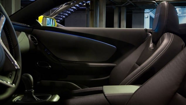 2015 chevrolet camaro interior side view of front row