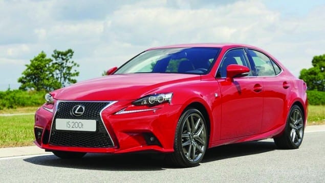 Lexus introduces a game changer: the Lexus IS 200t