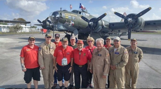 B-17 'Flying Fortress' flights delight aviation enthusiasts