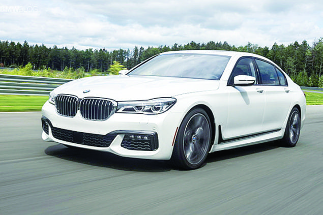 2016 BMW 750i xDrive: luxury meets technology