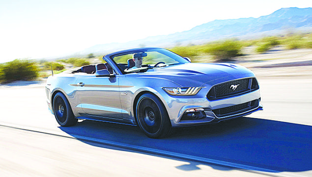 2016 Ford Mustang combines muscle car and crossover