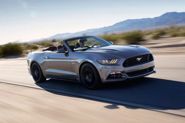 2016 Ford Mustang combines muscle car and crossover