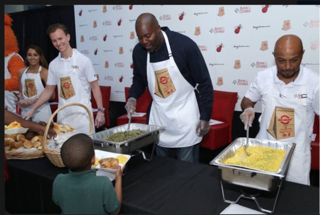 Heat legend Glen Rice gives joy to residents at Chapman Partnership