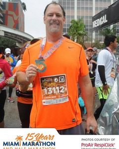 Village Resident Hugo Alavarez achieves goal in Half Marathon