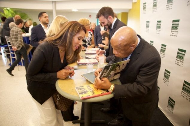 Congressman John Lewis discusses Civil Rights movement with students