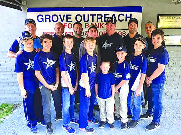 Howard Palmetto 12U Aces pitch in at Food Bank