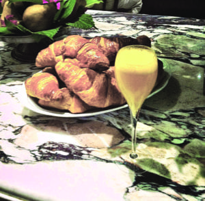 Mimosa-croissant