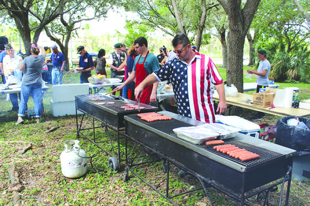 Pinecrest Veterans Day event draws hundreds