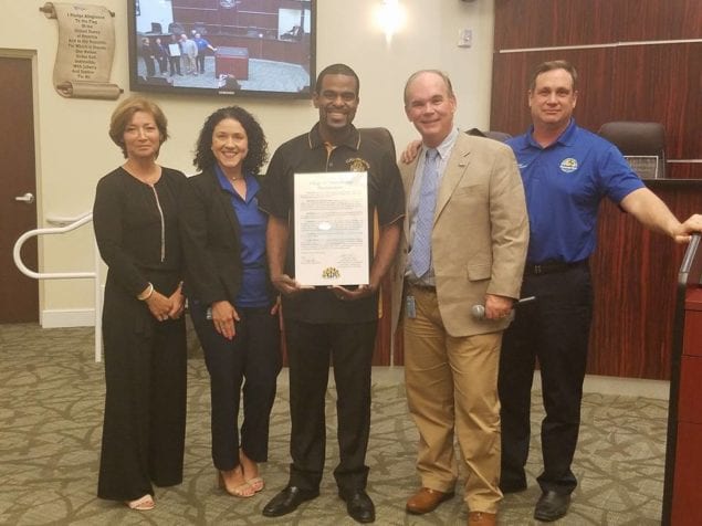 Palmetto Bay Council recognizes Alpha Phi Alpha for years of service