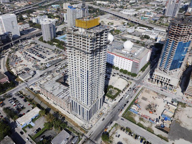 New apartment building at Miami Worldcenter opens