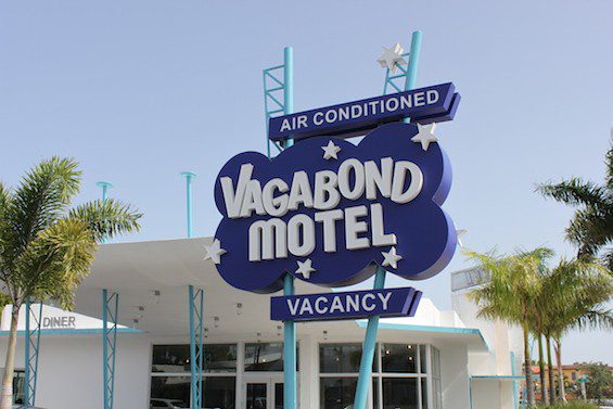 Orchestra Miami to celebrate MiMo with poolside concert at the Vagabond Hotel