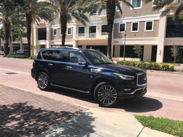 Thoughtful details enhance the ultra-lux 2018 Infiniti QX80