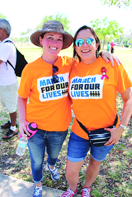 March for our lives/Caminata por la vida Ciudad del Doral dijo: “¡NO MAS!”