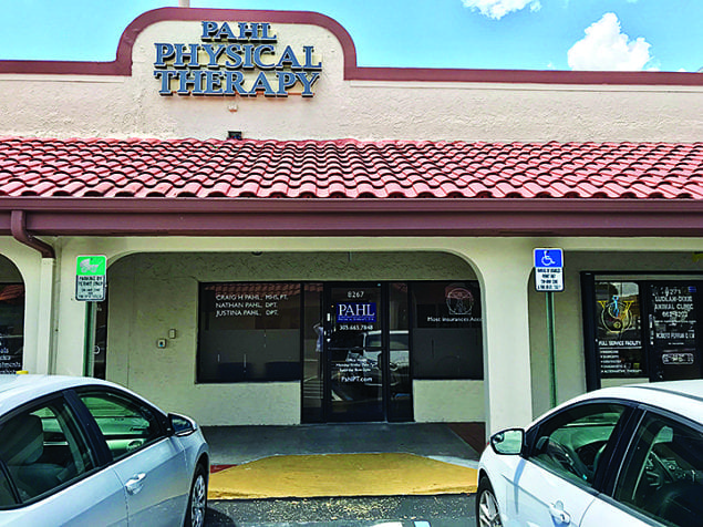 Pahl Physical Therapy celebrates the opening of their relocated office