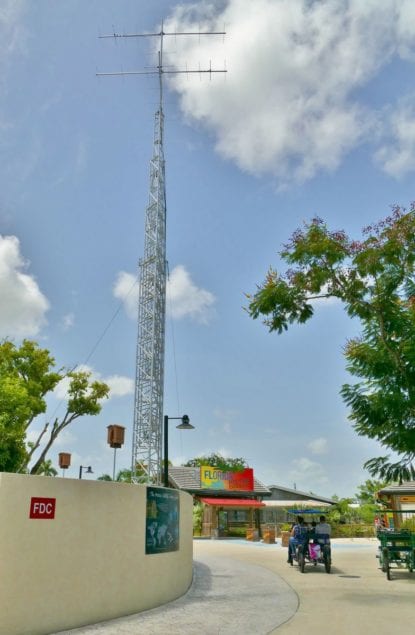 Zoo Miami installs tracking tower to expand global wildlife research