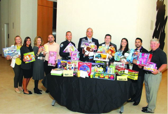 AC Hotel Aventura hosts holiday breakfast meeting ‘with a cause’