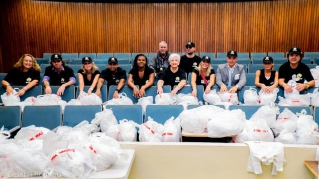 GlobalSIM USA donates 300 Thanksgiving turkeys to North Miami Beach Sr. High School families