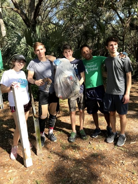 Palmer Trinity School’s Eco Club helps clean Kendall Indian Hammocks Park