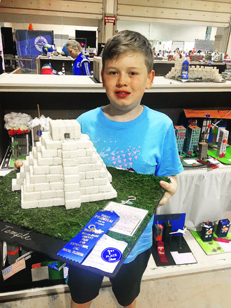 Pinecrest Elementary School Steals Show at County Youth Fair