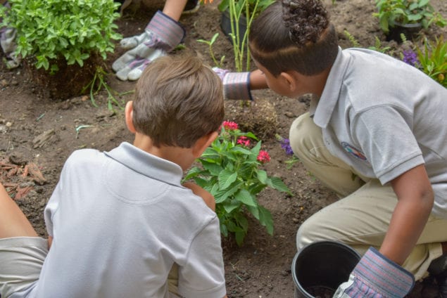 Whigham Elementary School joins town in Earth Day event