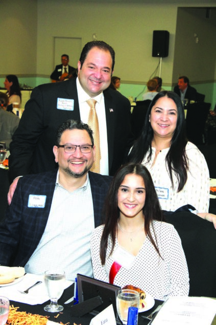 FrandMe hosts Student-Run Breakfast Meeting