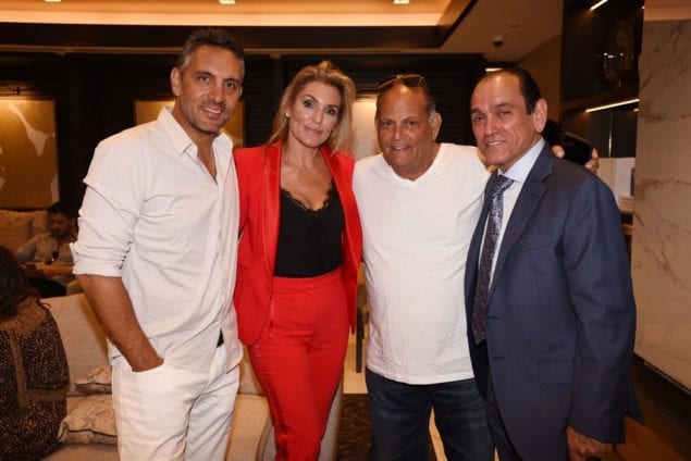 Merrick Manor hosts exclusive evening with Mauricio Umansky