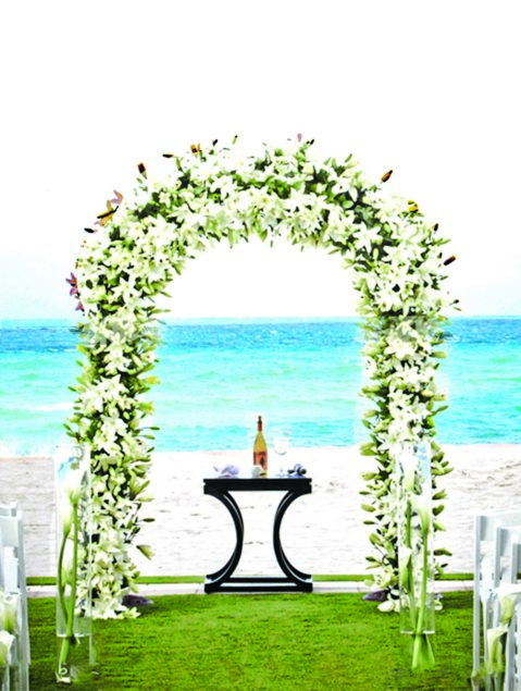 Acqualina resort & spa offers an intimate elopement on the beach for the most special celebration