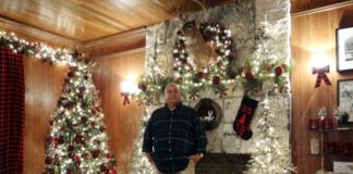 Mistletoe & Martinis at the Deering Estate harkens back to the 1920s In keeping with the historic significance of the Deering Estate, designers will recreate the glory of Christmas as it was celebrated in the 1920s.