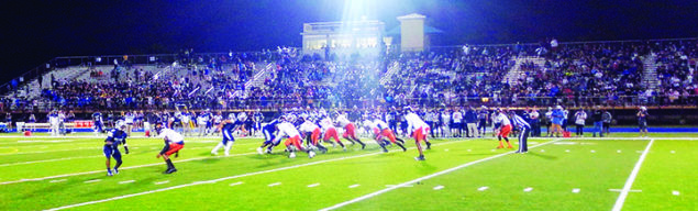 Gulliver Raiders Football Impresses in Playoff Loss