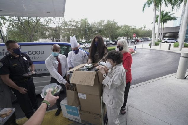 Aventura seniors deliver hot meals to first responders