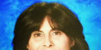 Pinecrest Elementary’s Ronnie Schlesinger retires Pinecrest Elementary’s Ronnie Schlesinger retires