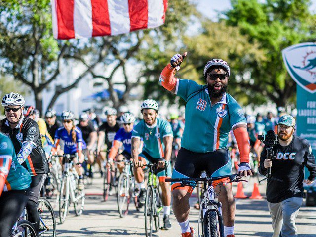 Dolphins Challenge Cancer draws more than 3,000 to aid Sylvester