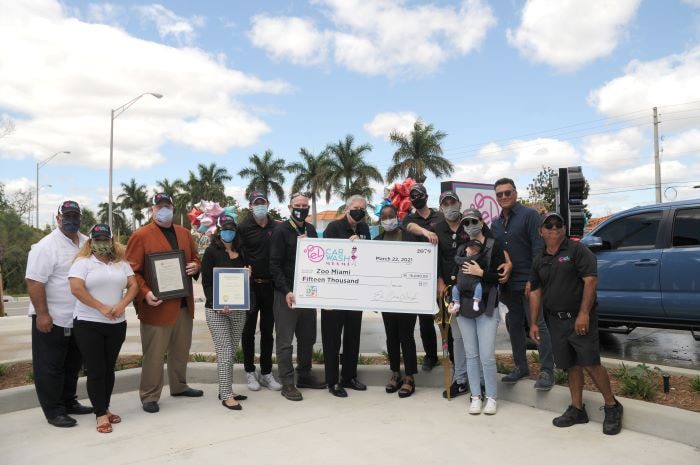 Zoo Miami congratulates El Car Wash on its grand opening of the largest car  wash in the state | Miami's Community News