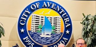 Aventura Humanitarian Award presented to Kimberly Merchant Aventura Humanitarian Award presented to Kimberly Merchant