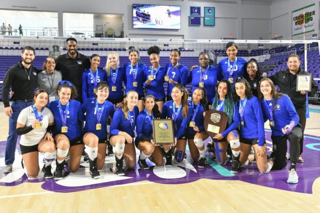 MDC Lady Sharks volleyball team